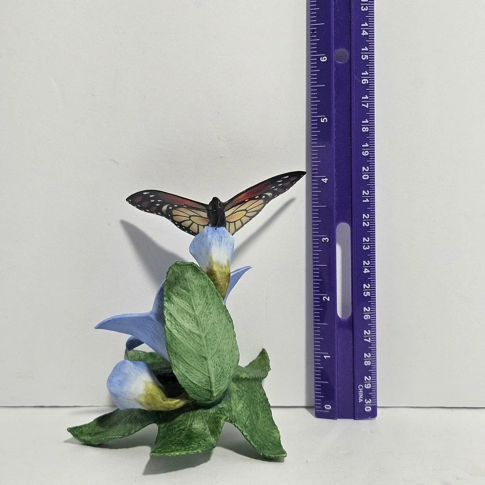 Lenox Nature's Beautiful Butterflies Fine Porcelain Monarch Butterfly Flower